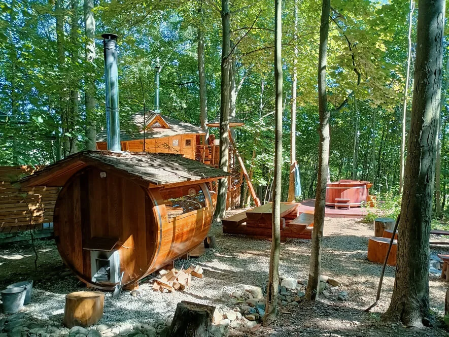 Pobyt v treehouse s vlastní saunou